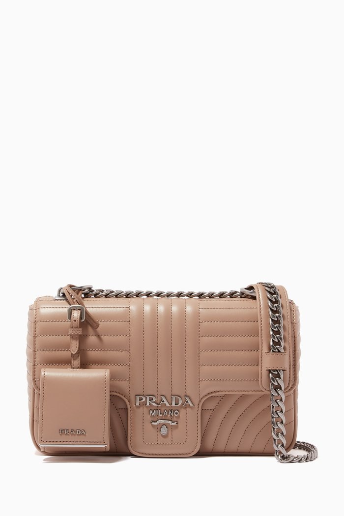 

Diagramme Medium Bag in Leather, Neutral