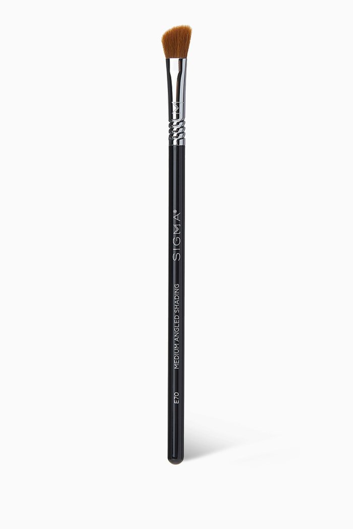 

E70 Medium Angled Shading Brush, Multicolour