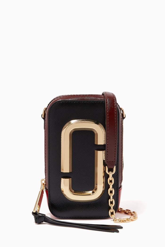 

The Hot Shot Crossbody Bag in Leather, Black