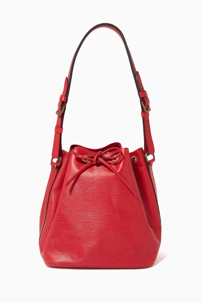 

Medium Noé Shoulder Bag in Epi Leather, Blue