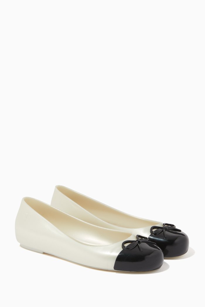 

Sweet Love Cap Toe Ballerinas, White