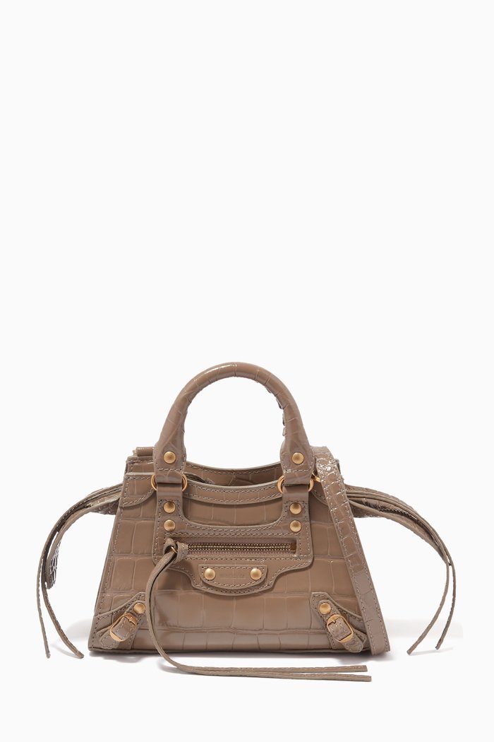 

Neo Classic Nano Top Handle in Shiny Crocodile Embossed Calfskin, Neutral