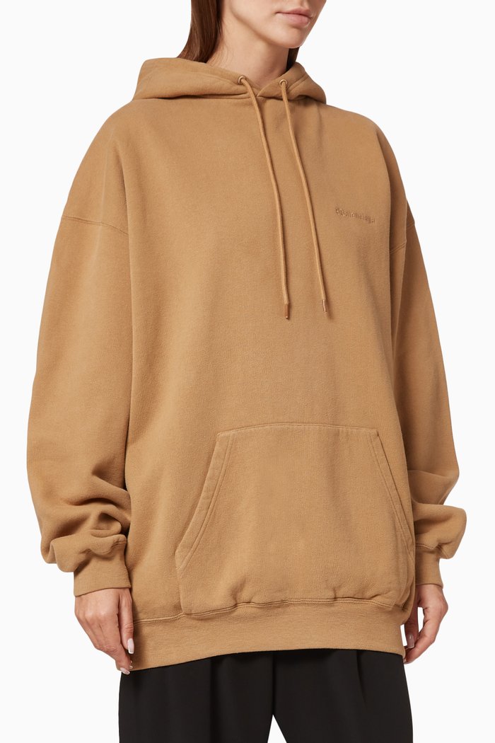 

BB Logo Medium Fit Hoodie in Curly Fleece, Neutral