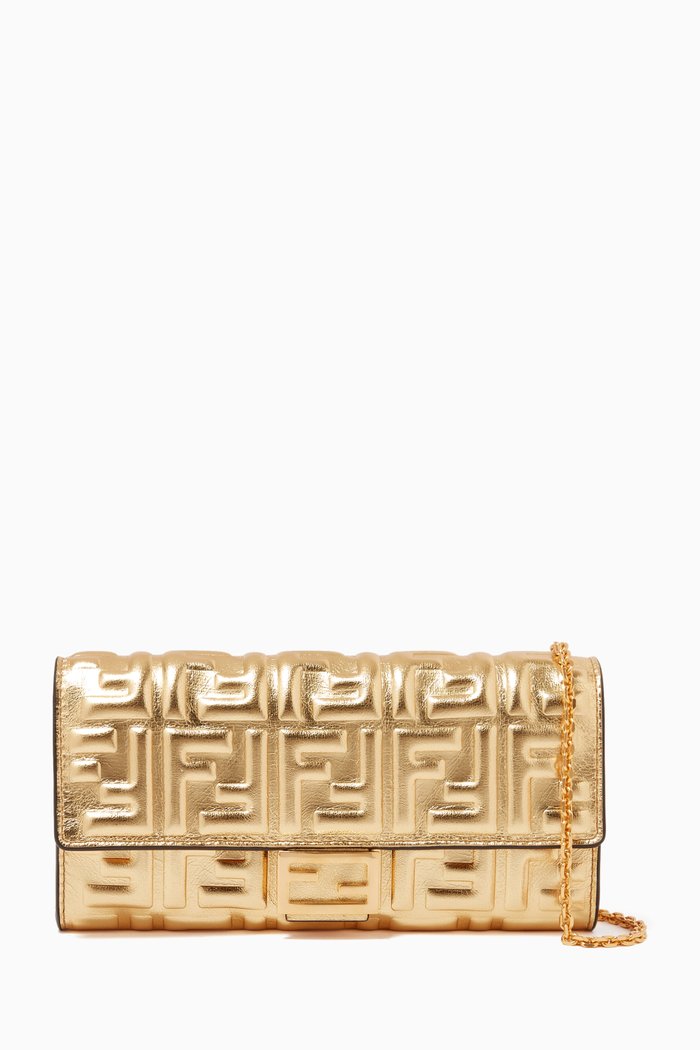 

Baguette Continental Wallet on Chain in FF-Embossed Leather, Gold