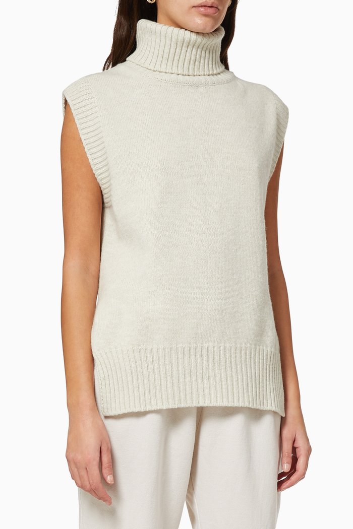 

Roll Neck Knit Vest, Grey