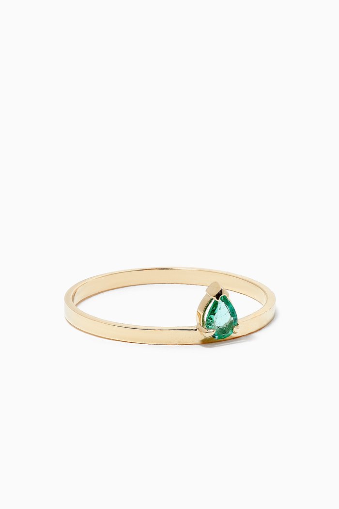 

Pear Emerald Candy Bar Ring in 10kt Yellow Gold