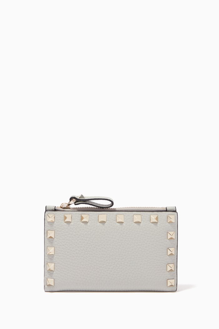 

Valentino Garavani Rockstud Coin Purse & Cardholder in Grainy Calfskin, Grey