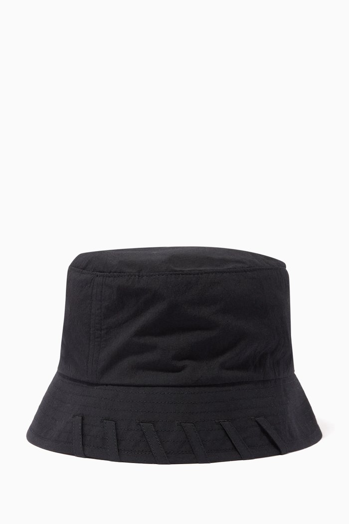 

Laced Bucked Hat in, Black