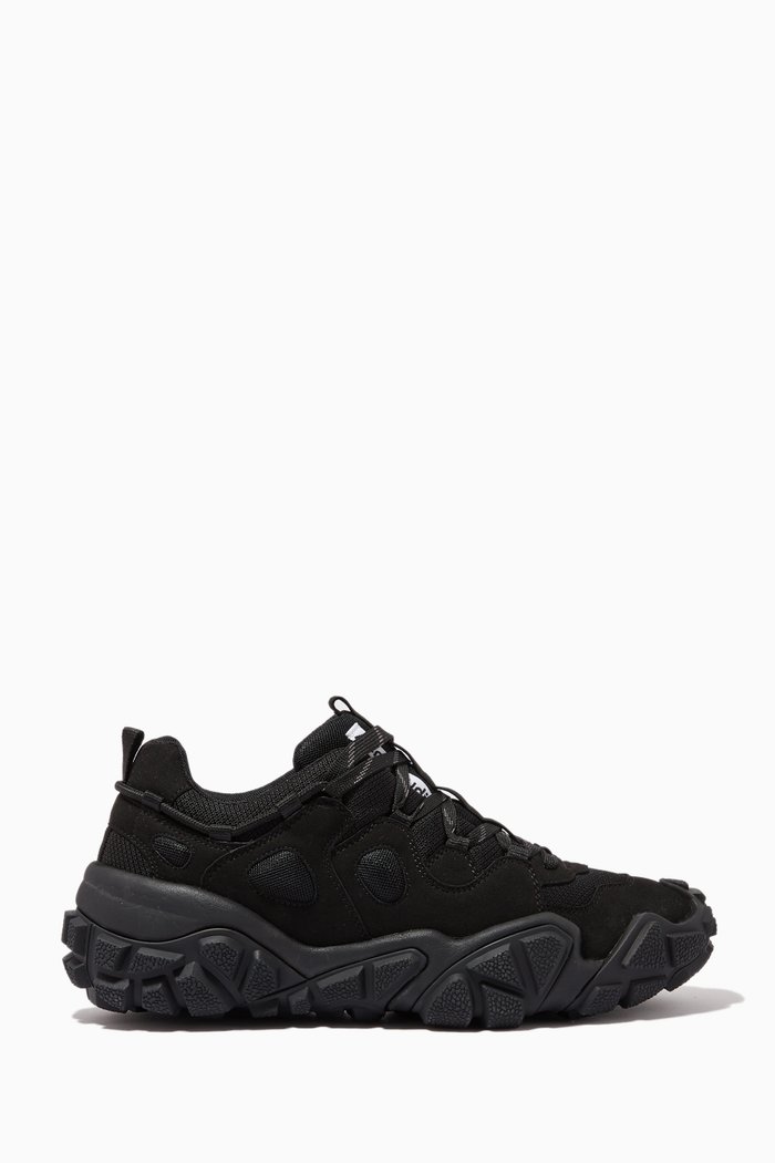 

Bolzter Sneakers in Faux Suede & Mesh, Black