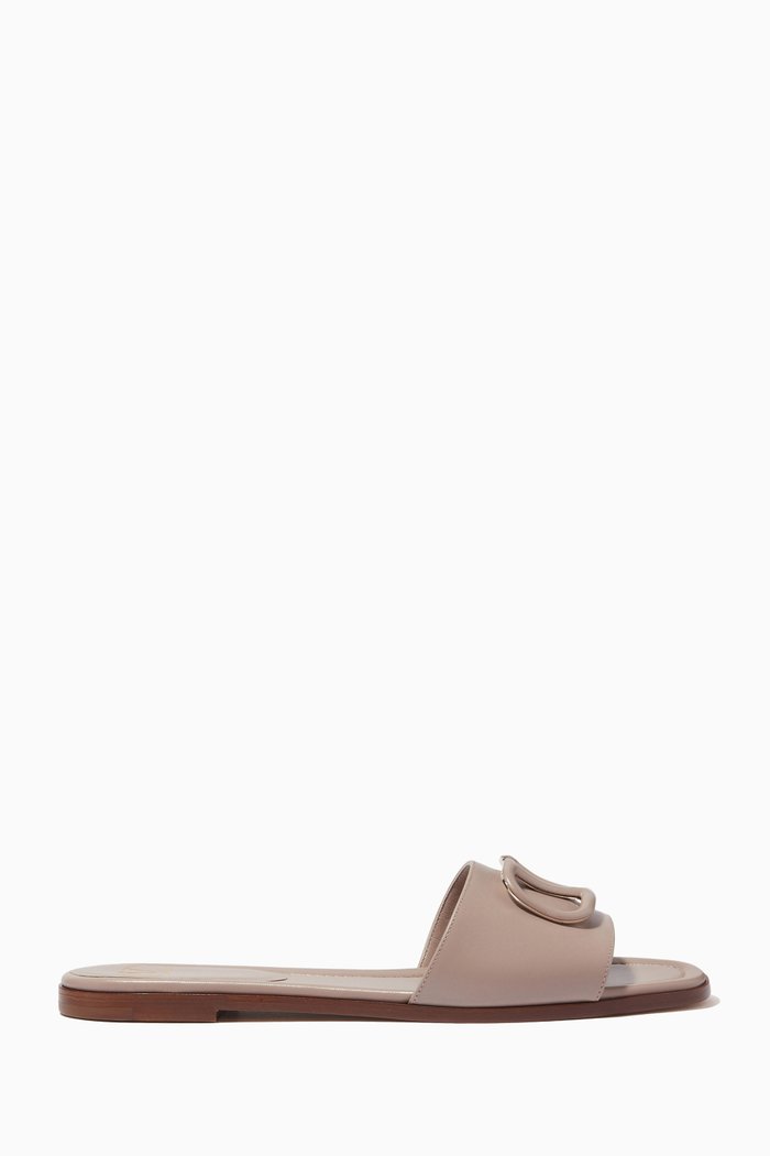 

Valentino Garavani VLOGO Slides in Smooth Calfskin, Neutral