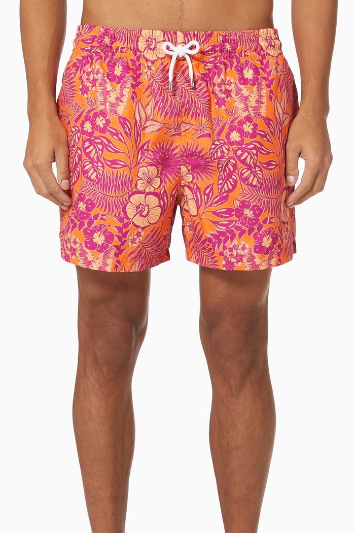 

Maui 34 Classic Fit Swim Shorts, Pink