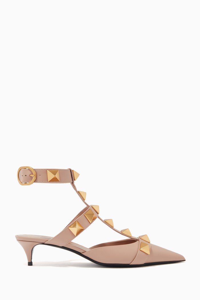 

Valentino Garavani Roman Stud Pumps in Calfskin, Pink