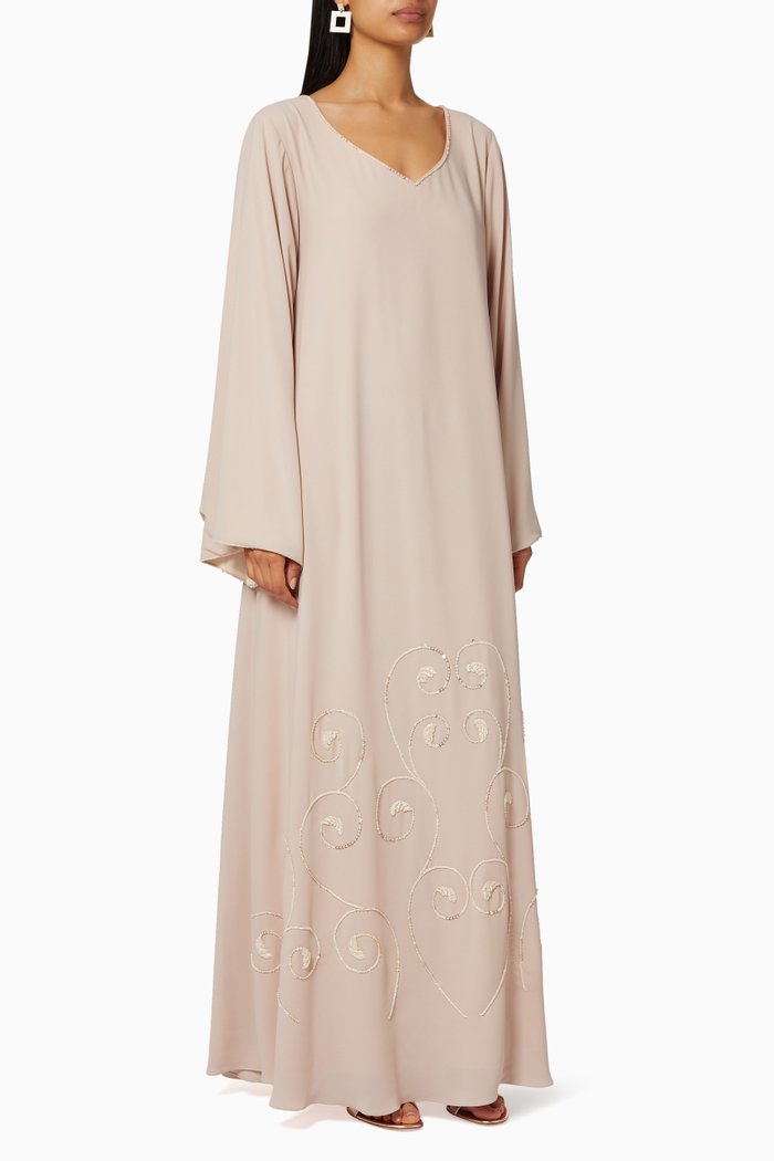 

Hand Embroidered Jalabiya & Hijab Set, Neutral