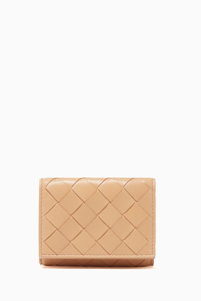

Tri-Fold Wallet in Intrecciato Nappa, Neutral