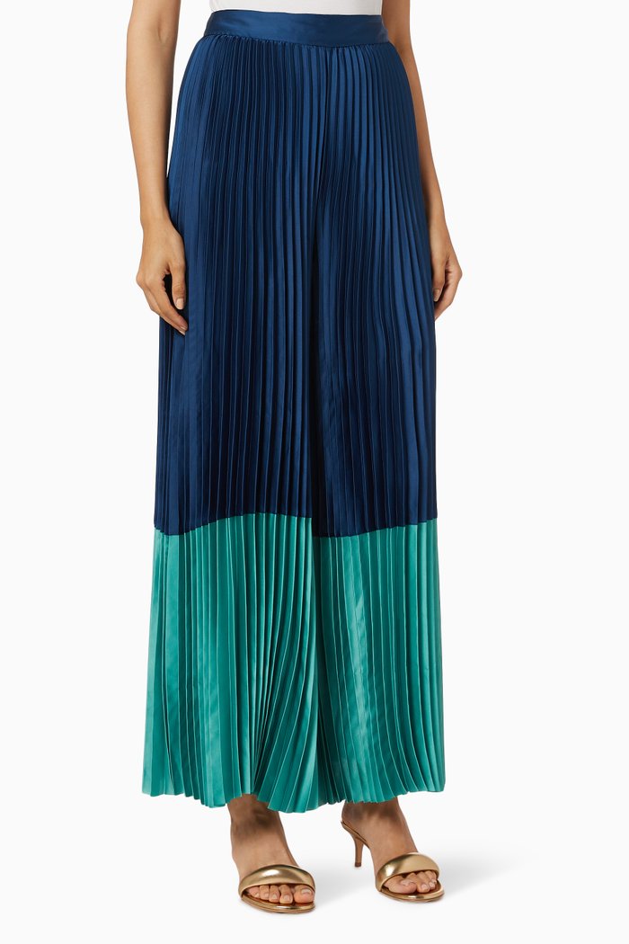 

Capo Trousers in Pleated Satin, Blue