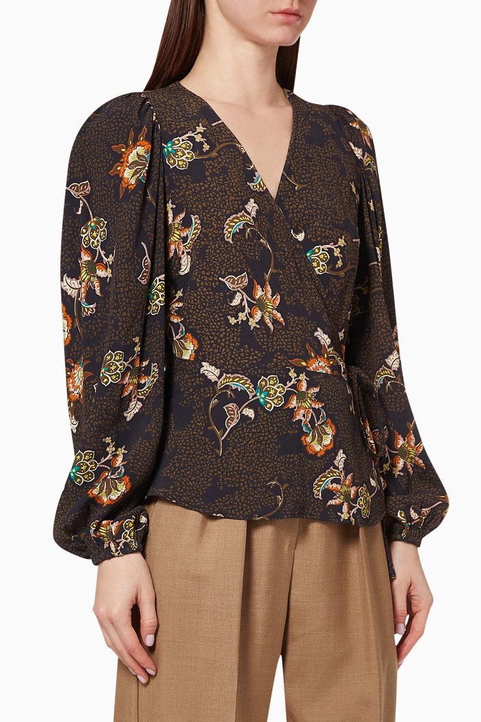 

Yasmarta Wrap Top, Black