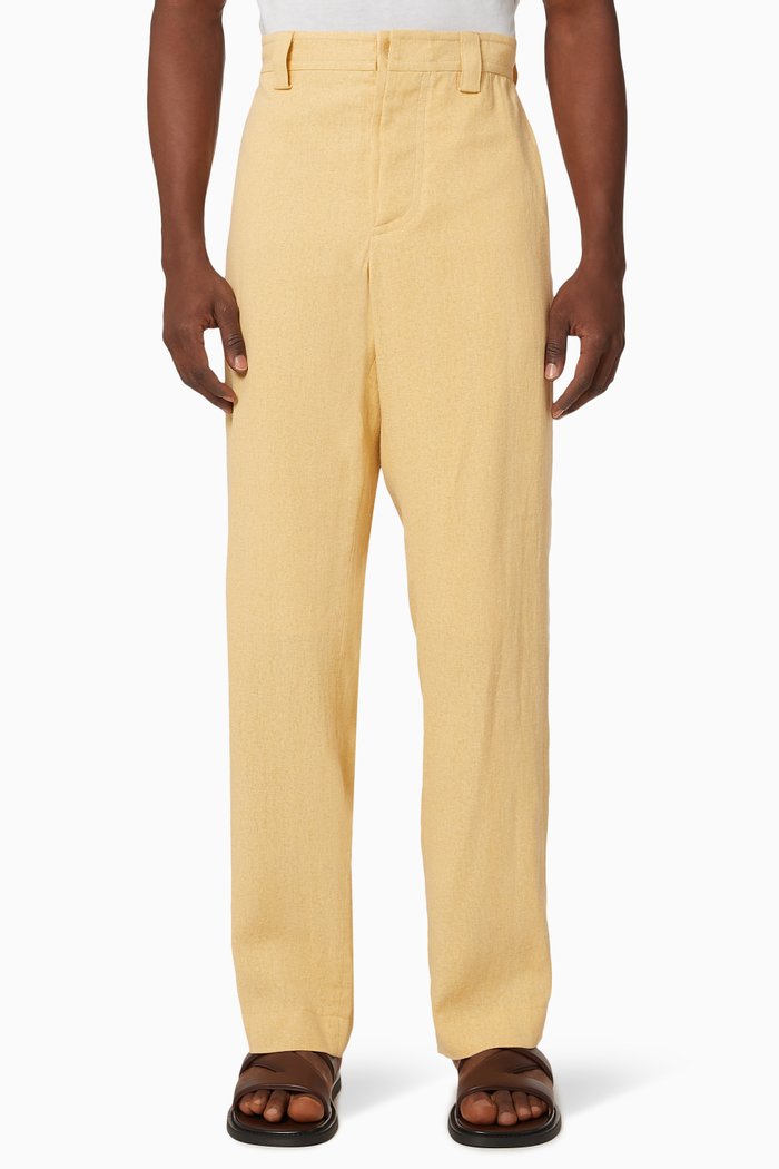 

Le Pantalon de Costume in Linen Viscose Blend, Yellow