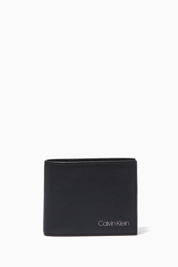 

Bi-Fold Wallet in Pebble Leather, Black