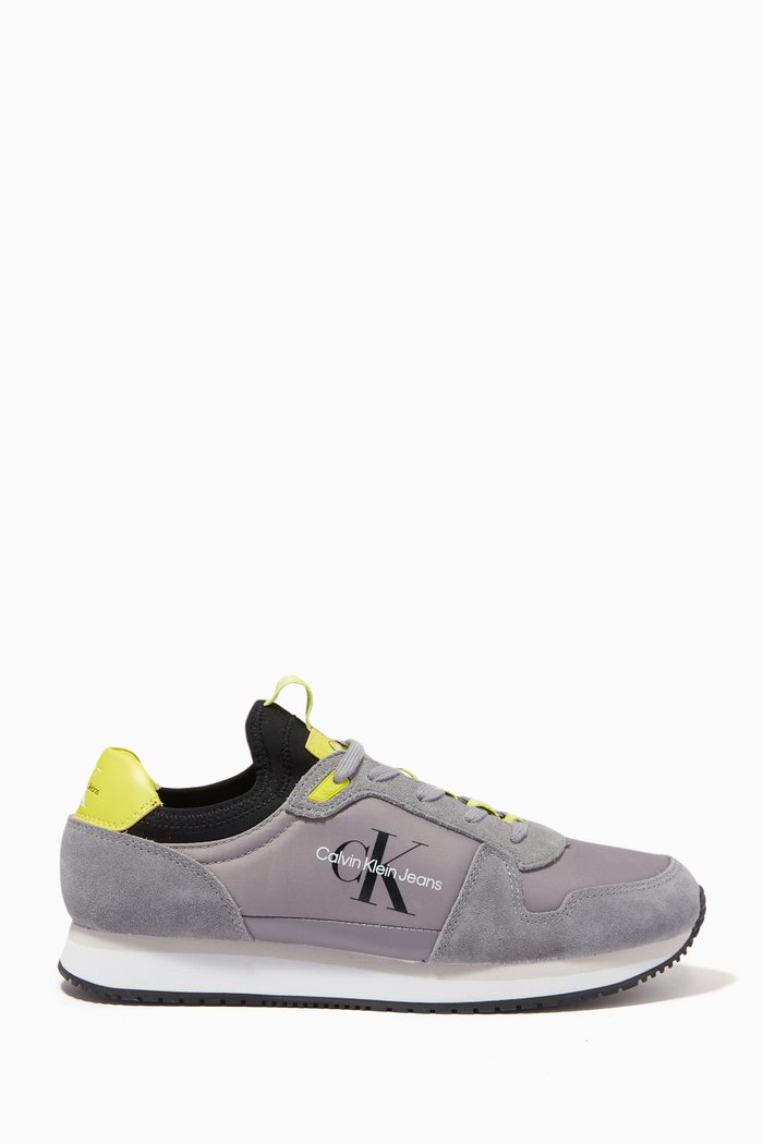 

Runner Sneakers in Suede, Grey