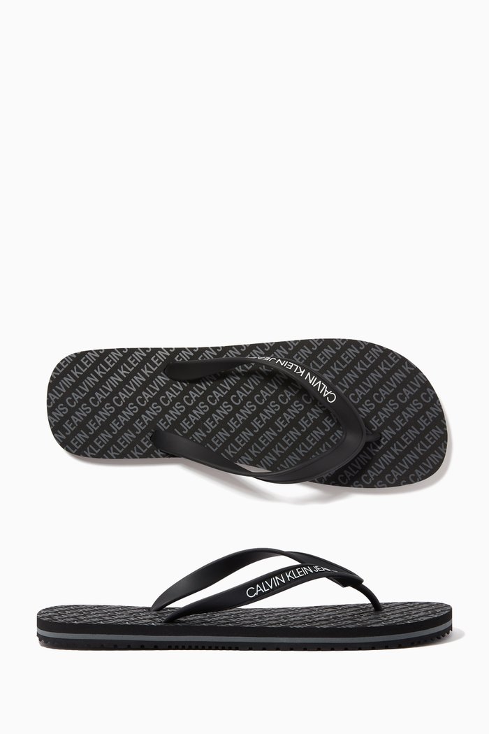 

CK Logo Flip Flops in Rubber, Black