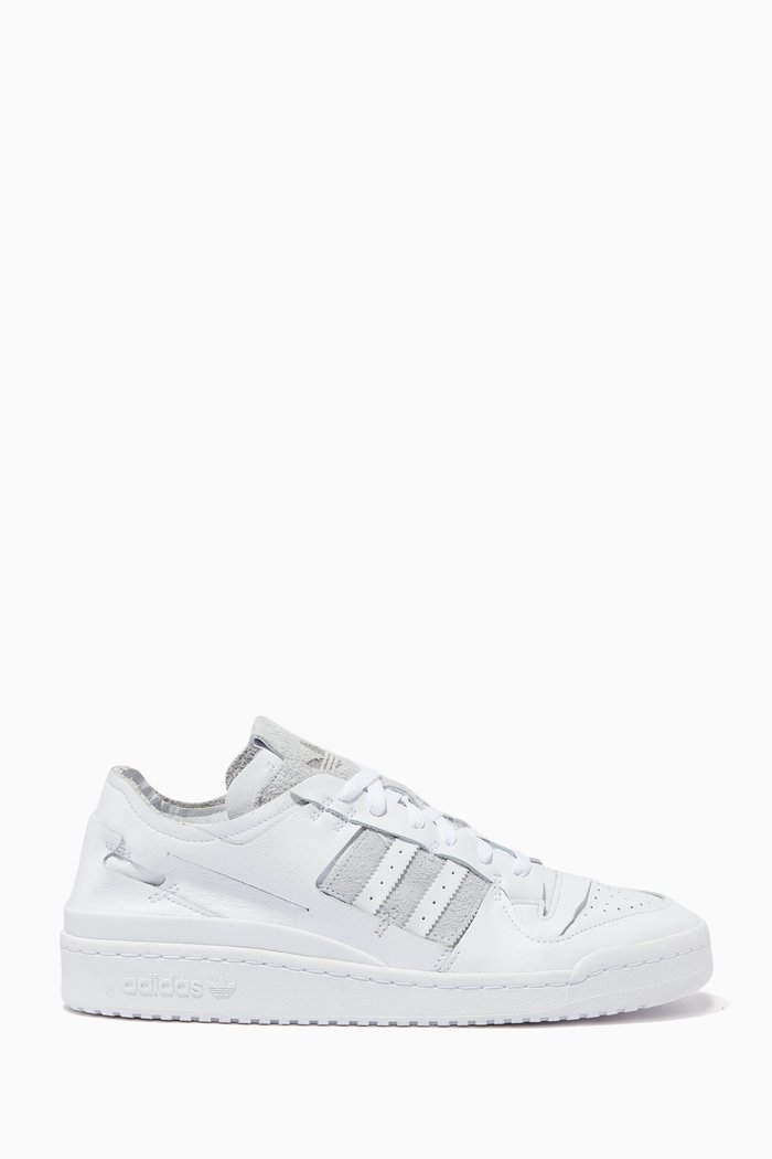 

Forum 84 Low Minimalist Icons Sneakers in Leather, White