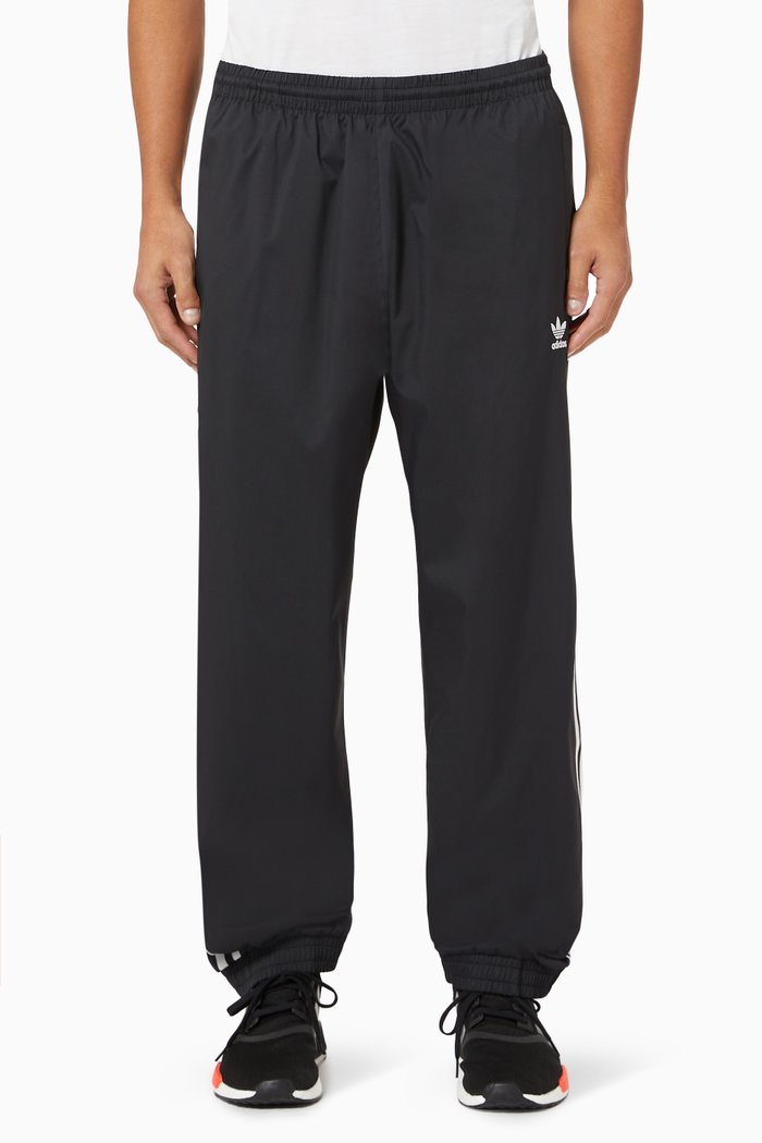 

Adicolor 3D Trefoil 3-stripes Trackpants, Black