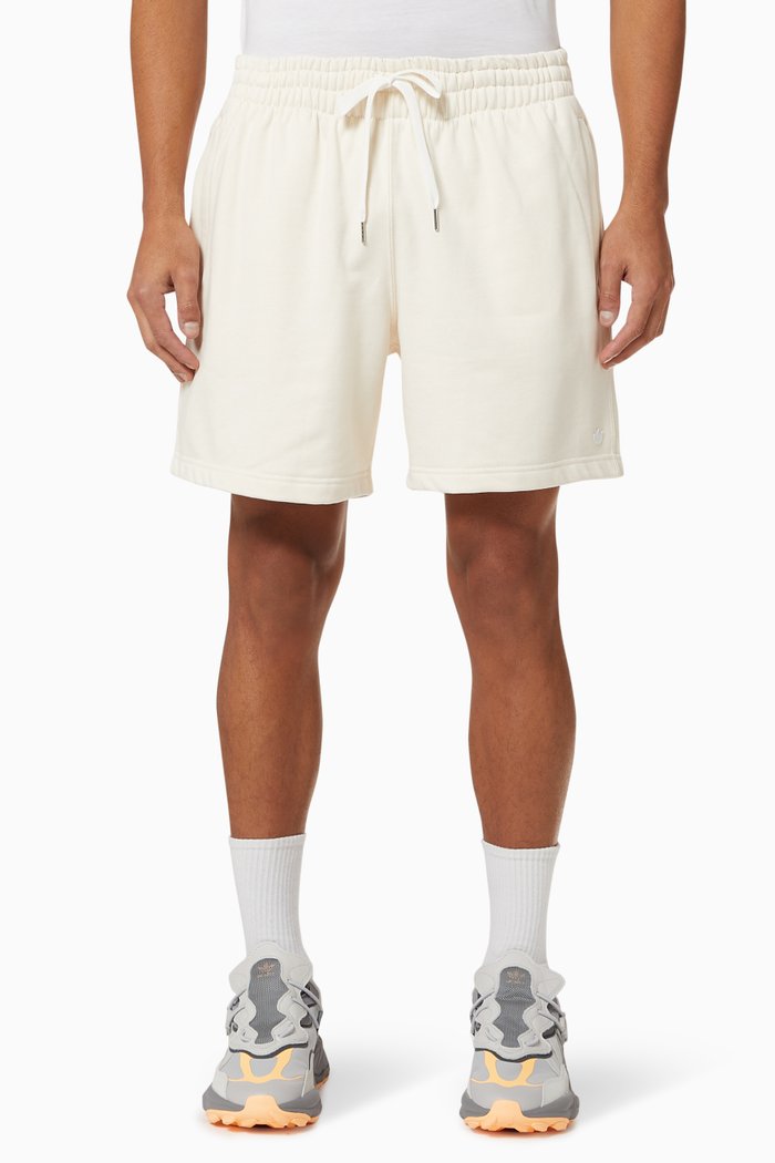 

Adicolor Premium Shorts, Neutral
