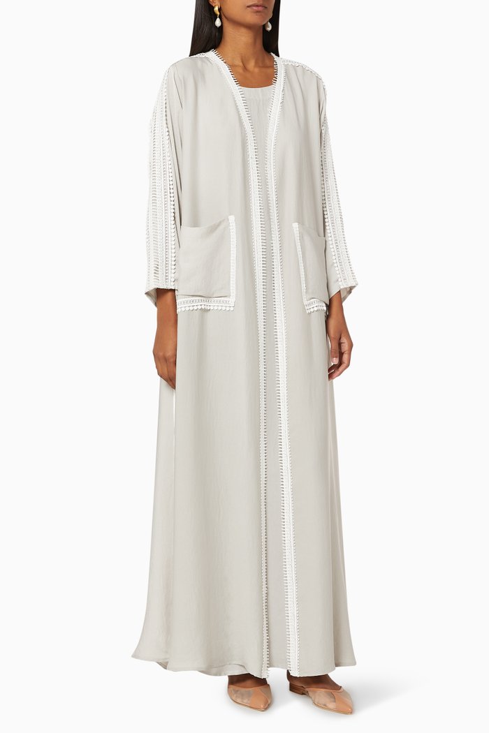 

Contrasting Lace Abaya with Two Sided Inner Dress, Grey