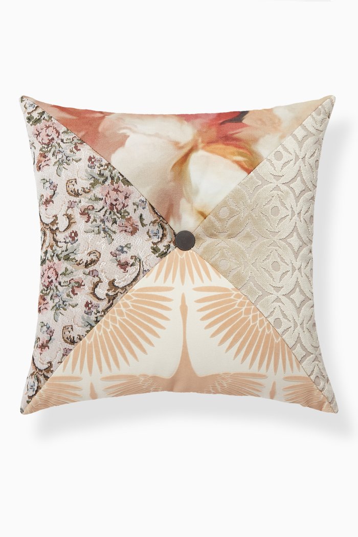 

Karen Cushion, 50 x 50, Multicolour