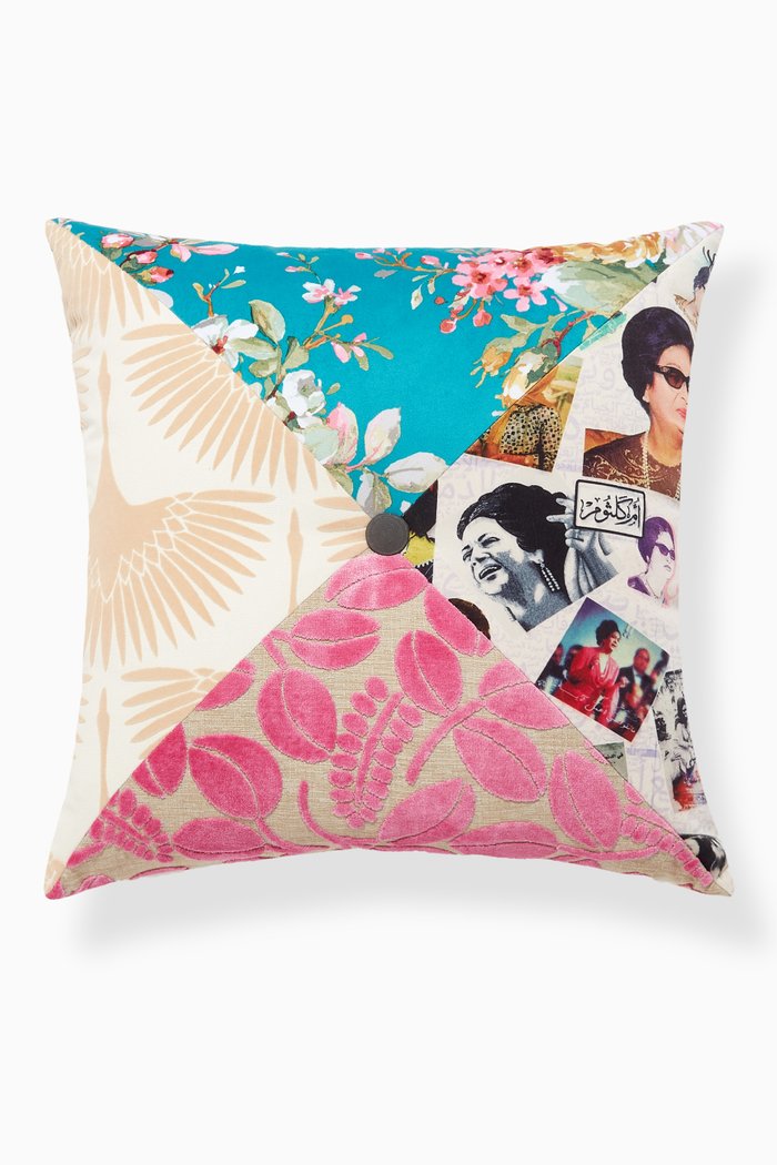 

Karen Cushion, 50 x 50, Multicolour