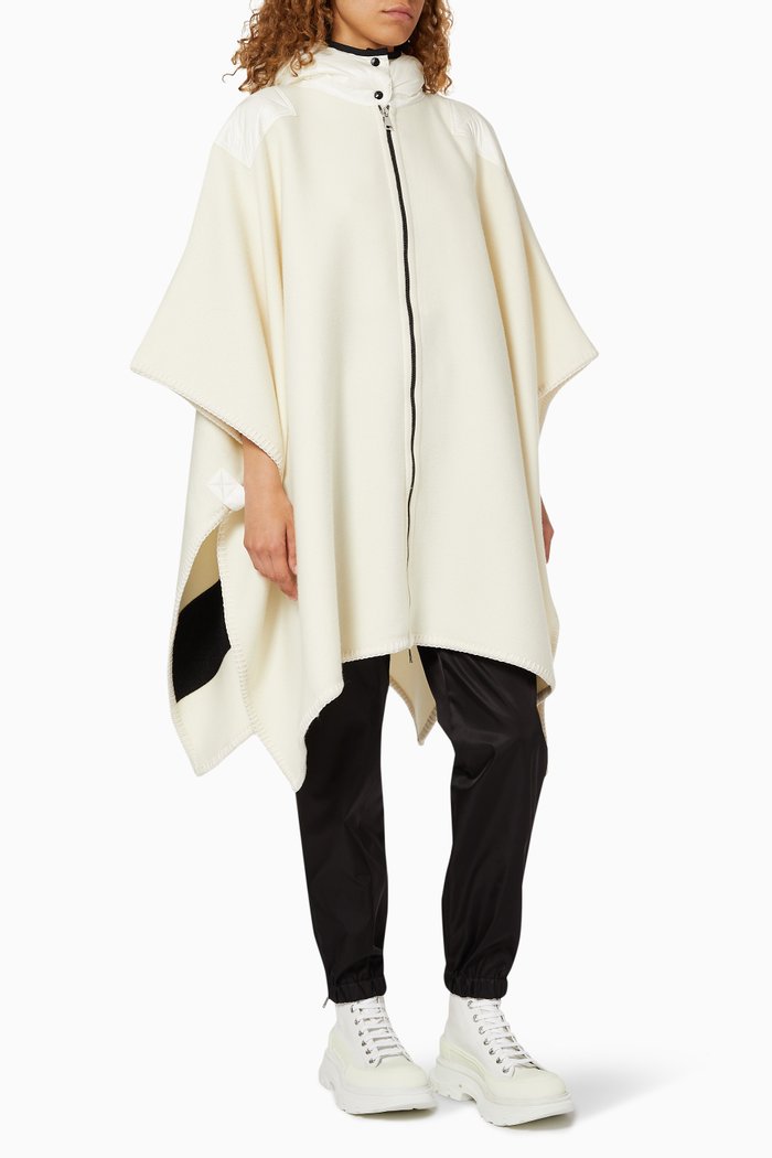 

Mantella Wool & Nylon Puffer Sleeve Cape Jacket, White
