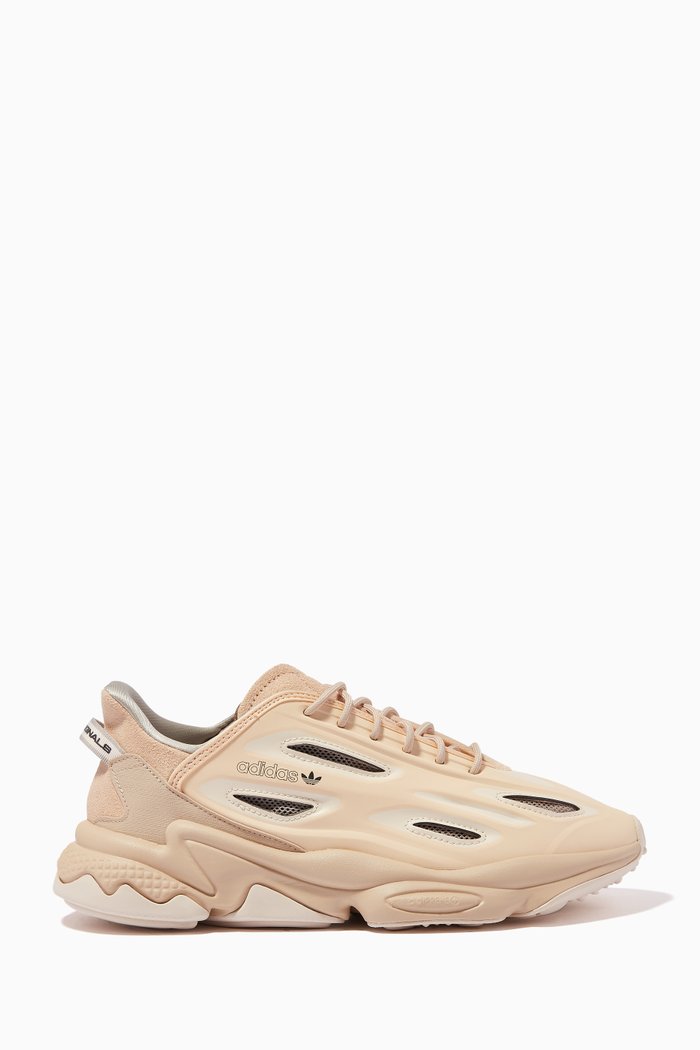 

Ozweego Celox Sneakers, Neutral