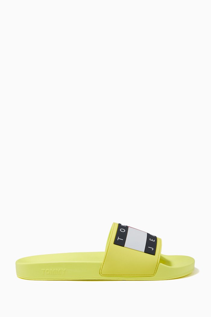 

Logo Flag Pool Slides, Yellow