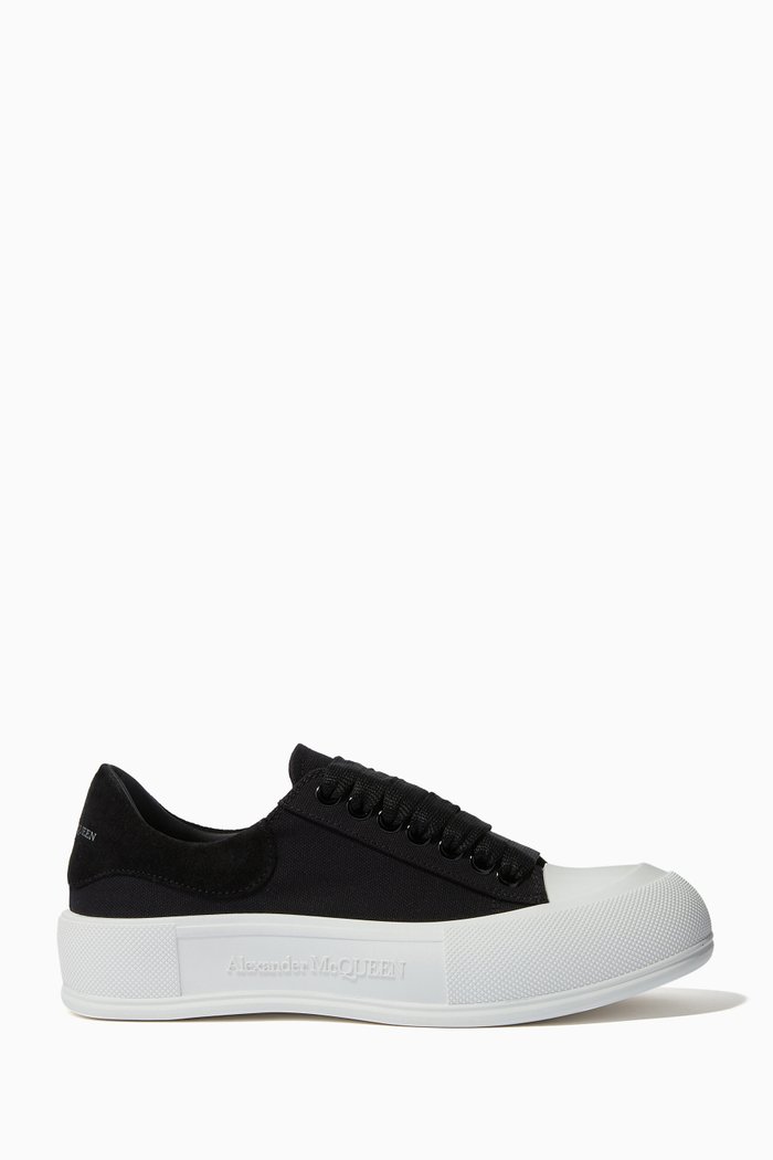 

Deck Lace Up Plimsolls in Canvas, Black