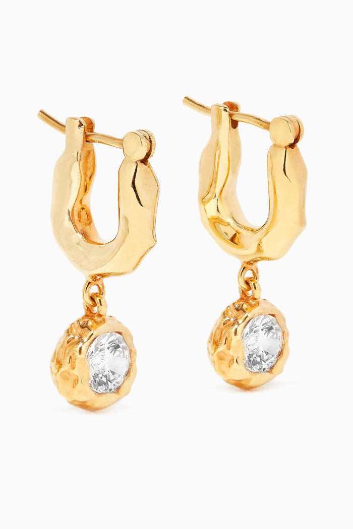 

Feminine Waves Mini Hoops with Crystals in 18kt Gold-plated Brass