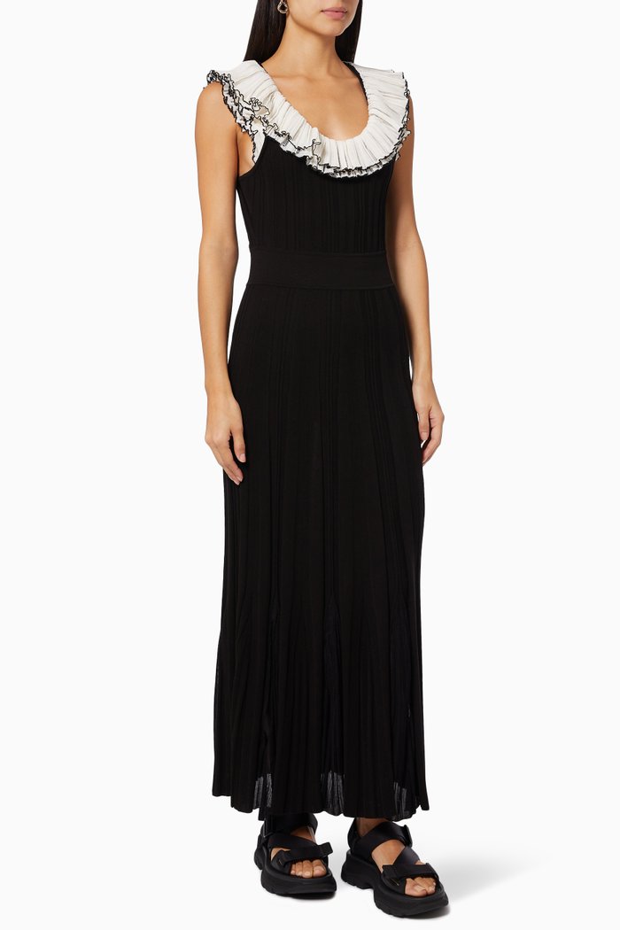 

Ruffled Trims Maxi Dress in Rib-knit, Black