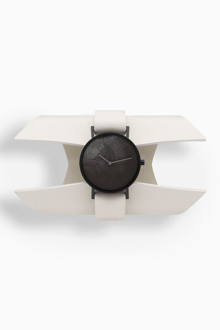 

x Aumorfia Avant Diffuse Watch, White