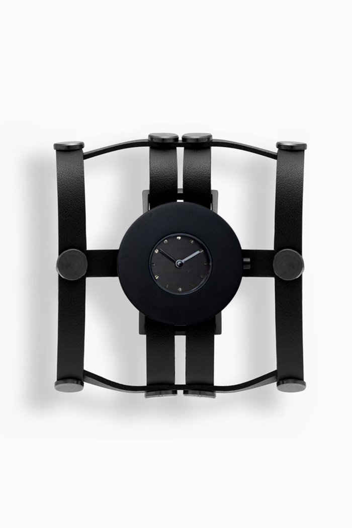 

x Aumorfia Avant Gladiator Watch, Black