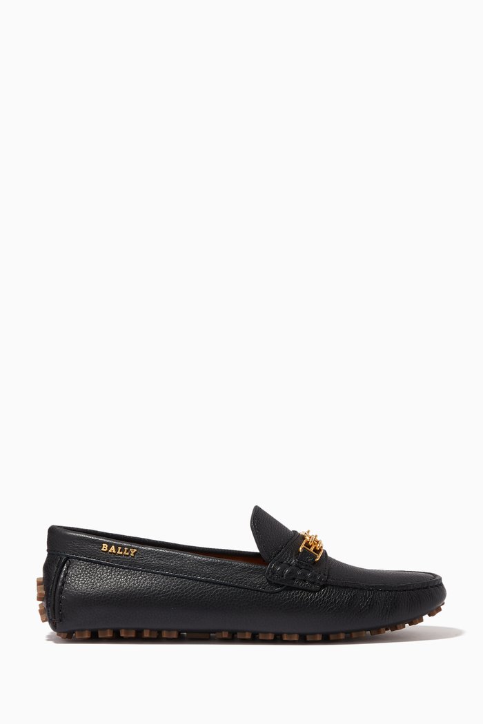 

Lezy Driver Shoes in Grained Leather, Black