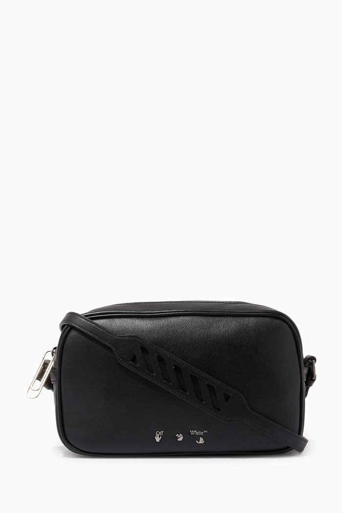 Logo Shoulder Bag in Leather, Black