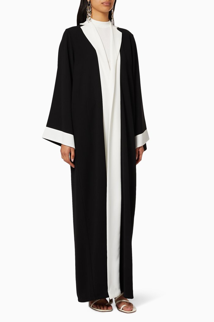 

Collared Crêpe Abaya, Black