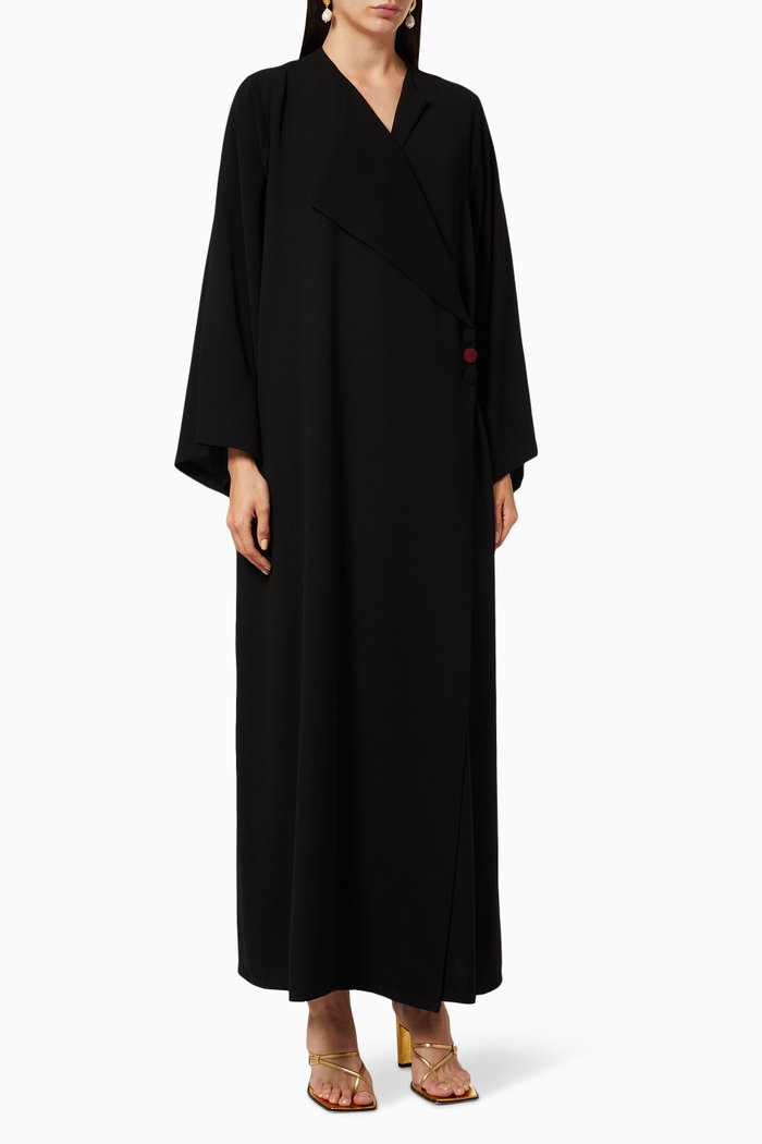 

Overlapped Buttoned Crêpe Abaya, Black
