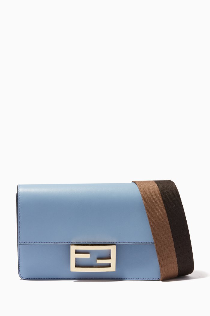 

Flat Baguette Mini Shoulder Bag in Calf Leather, Blue