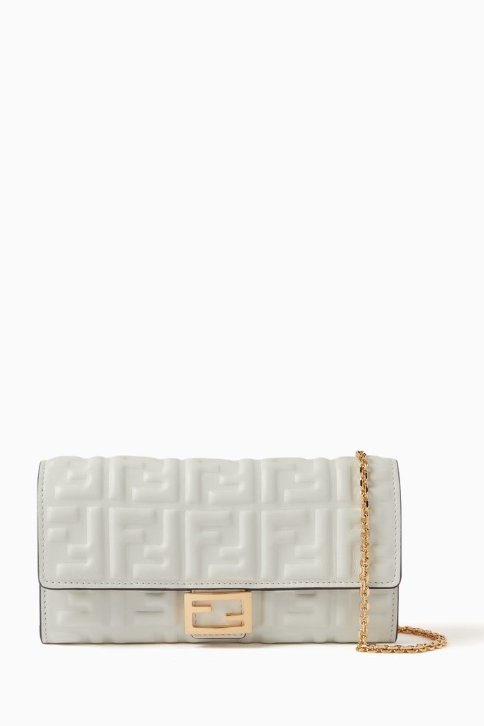 

Baguette Continental Wallet on Chain in FF-embossed Nappa Leather, White