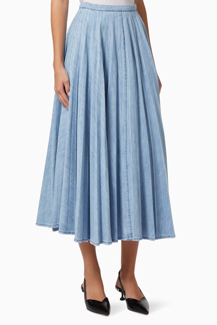 

Pleated Skirt in Denim Chambray, Blue