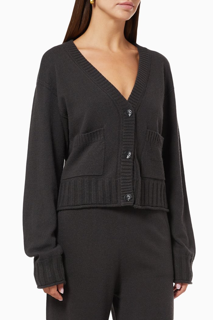 

Aisha Cardigan in Wool Knit, Black