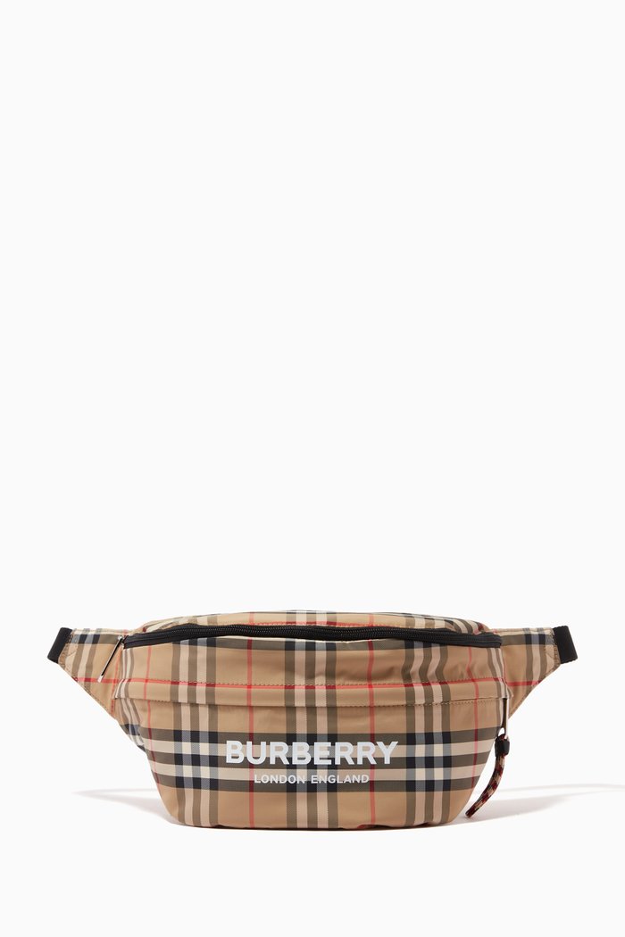 

Convertible Bum Bag in Vintage Check ECONYL®, Black
