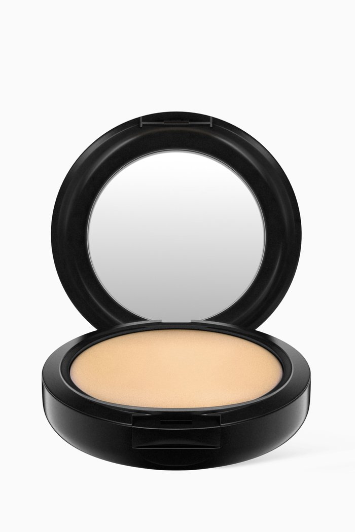 NC30 Studio Fix Powder Plus Foundation, 15g, Neutral