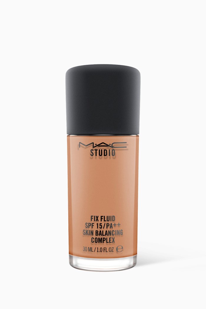 

NW25 Studio Fix Fluid SPF15 Foundation, 30ml, Multicolour