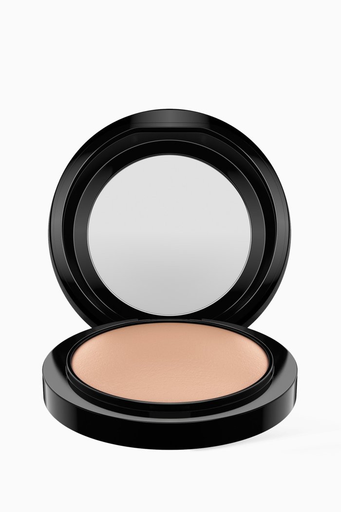 

Medium Dark Mineralize Skinfinish Natural Powder, 10g, Multicolour